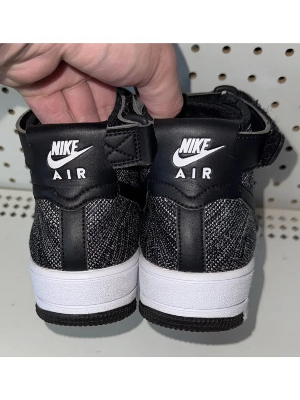 Nike Air Force 1 Ultra Flyknit Mid Oreo Mens Athletic Shoes Sneakers Size 7